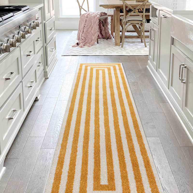 Tapis jaune / ivoire Isibeal, Tapis de couloir 2 pi 2 po x 8 pi