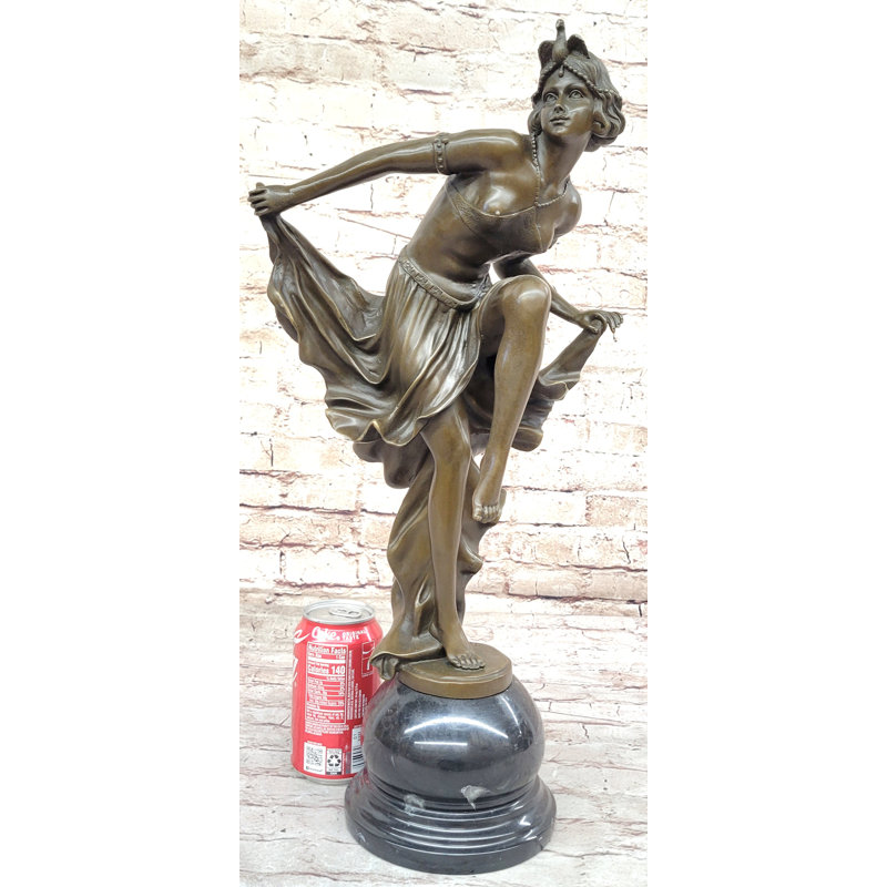 Figurines et sculptures Ayanne
