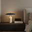 Lampe de table noire en métal