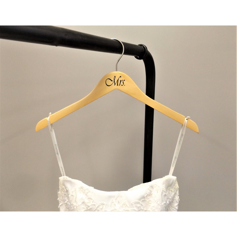Cintre antidérapant en bois de mariée pour robe / chandail / chandail