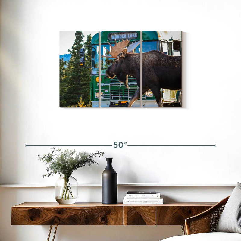 Denali Moose, 20" H x 33" W