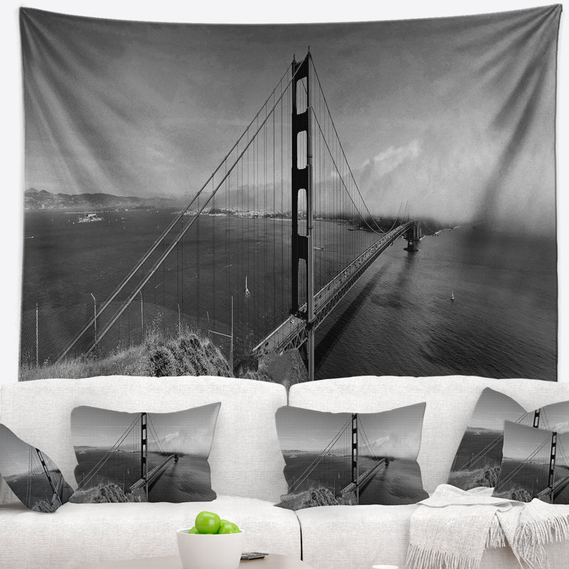 Tapisserie Golden Bridge, H 68 po x l 80 po