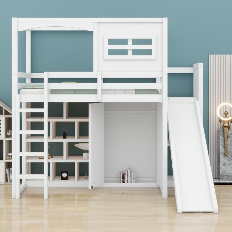 Lit mezzanine avec garde-robe, tablettes de rangement