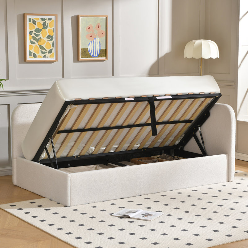 Coletti Boucle Corner Daybed, White