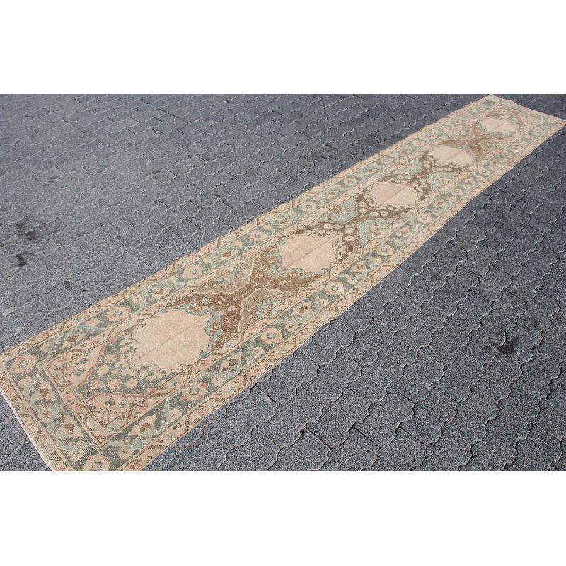 Tapis de couloir vintage en laine turque Oushak - motif patchwork beige pour les escaliers et les couloirs
