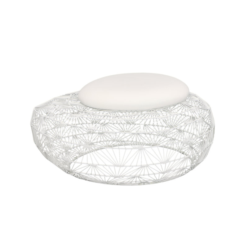 Tabouret en grillage métallique avec coussin