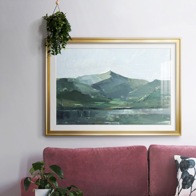 Green Grey Mountains I, reproduction d'art encadrée, Or, H 19 po x l 27 po x P 1,5 po