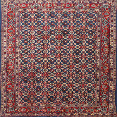 Traditional Red/Blue Area Rug