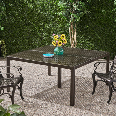 Table de salle à manger d'extérieur moderne en aluminium avec accents tissés