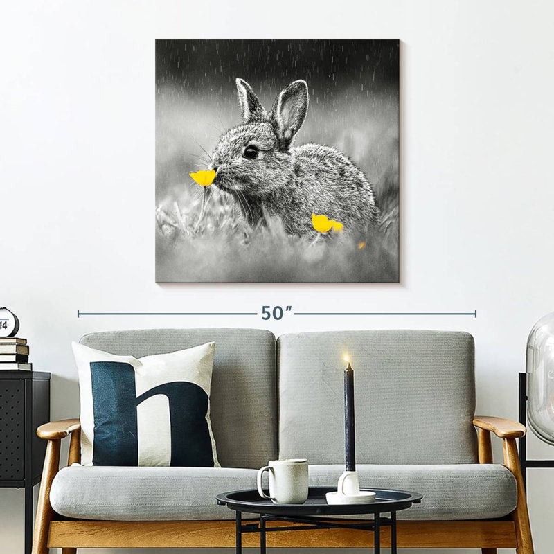 Bunny Sniffing Flower Pop, H 30 po x l 30 po