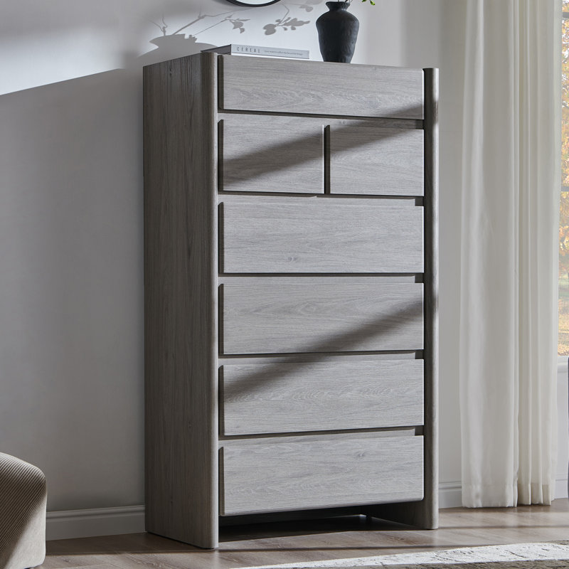Commode 7 tiroirs Bolanos, Gris, 54.7" H x 27.55" W x 15.94" D