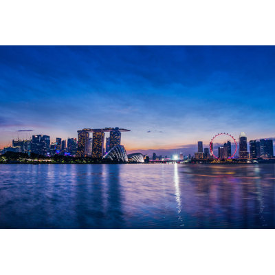 Gundelinde " Marina Bay Of Singapore " by Vichly44