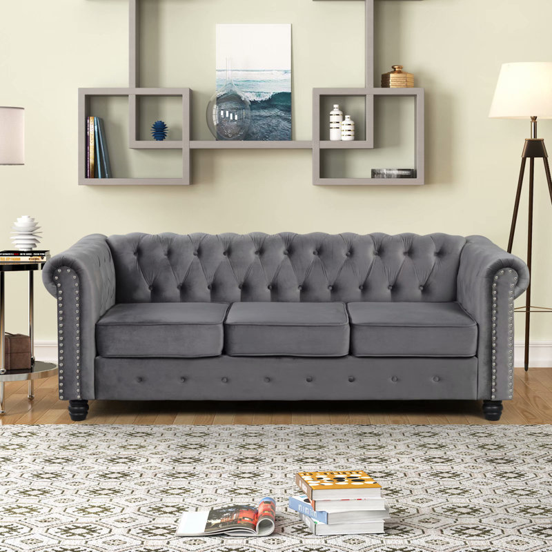 Canapé Chesterfield en velours à accoudoirs roulés 82 po Étienne, Velours gris