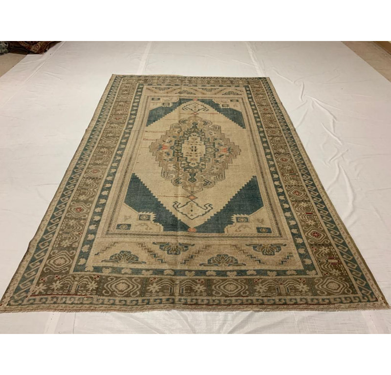 Tapis tribal Dakhia 6 pi x 11 pi Anatolian