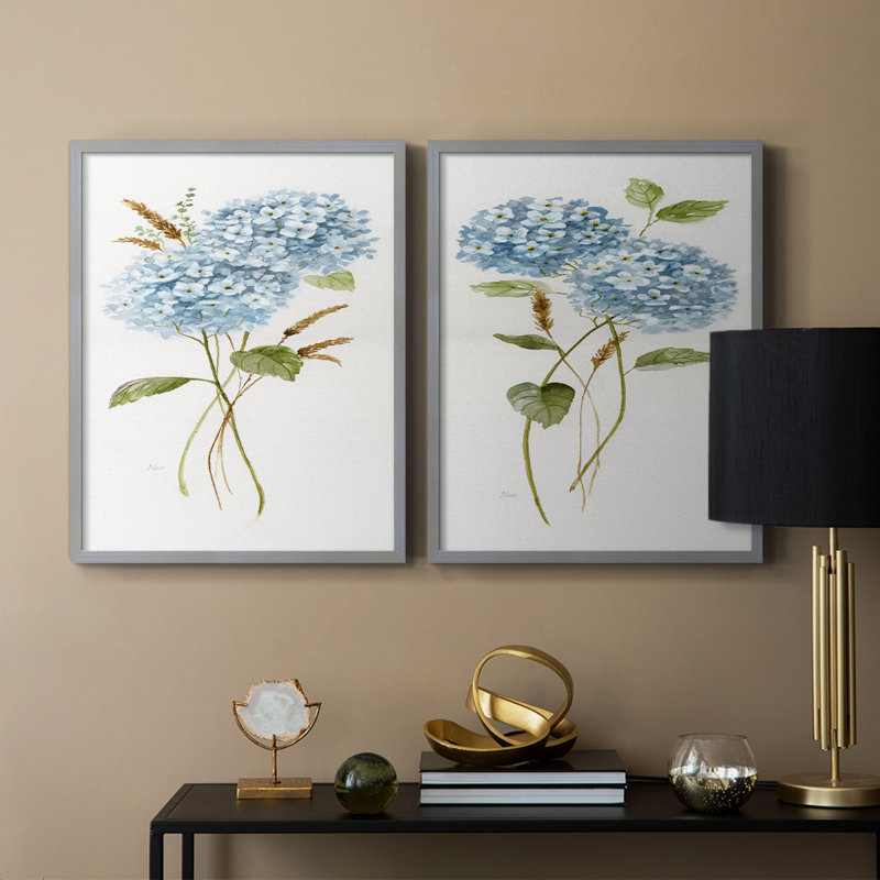 Petite hortensia bleue I - impression encadrée de qualité supérieure - prête à être accrochée - aucun clou requis - aucun clou requis