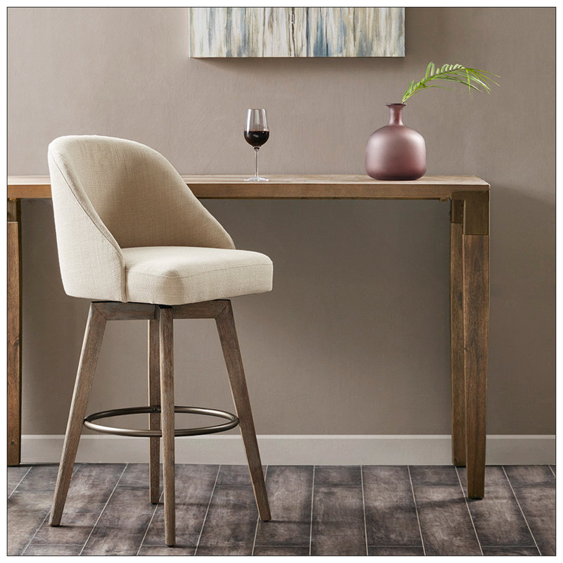 Tabouret de bar pivotant Madison Park Pearce au fini gris récupéré et repose-pieds en métal, parfait pour un repas élégant