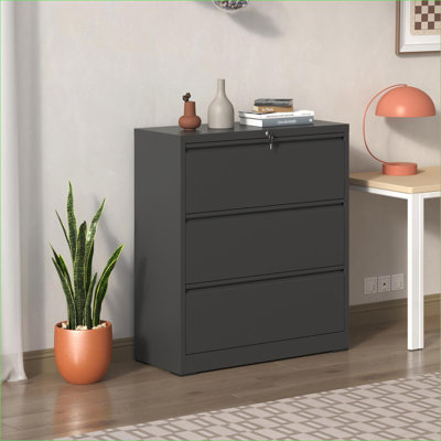 Mattaya Metal Accent Chest