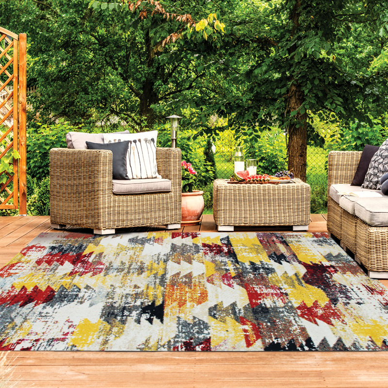 Fishback Abstract Hand Woven Indoor / Outdoor Area Rug, Rectangle 120 x 170cm