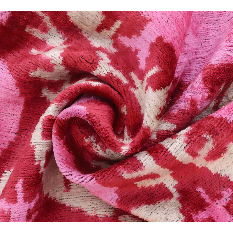 Coussin décoratif en velours de soie fait à la main - 16 x 16 po, motif traditionnel rouge et rose avec insertions en duvet