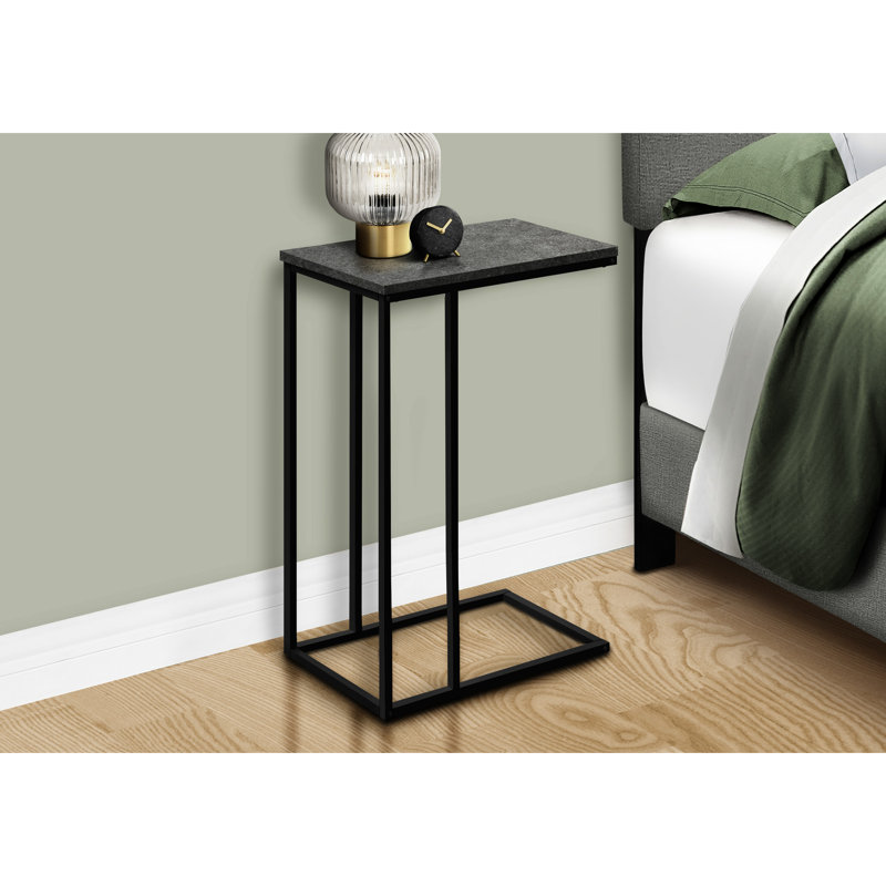 Table grise en stratifié gris pour le coin-détente