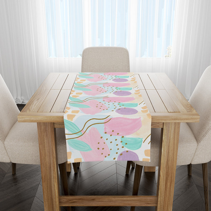 StowtheWold Table Runner