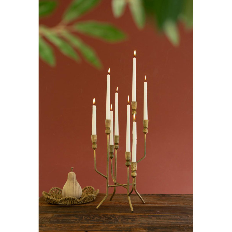  Huit bougie candélabre en laiton antique H 20,5 po en fer forgé