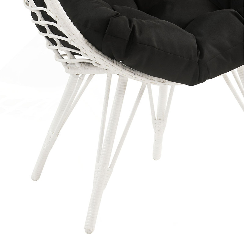 Chaise longue de patio en tissu galvanisé noir et osier blanc