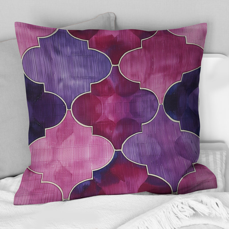 Coussin Magenta Quatrefoil Glam V - Transitional, H 16 po x l 16 po