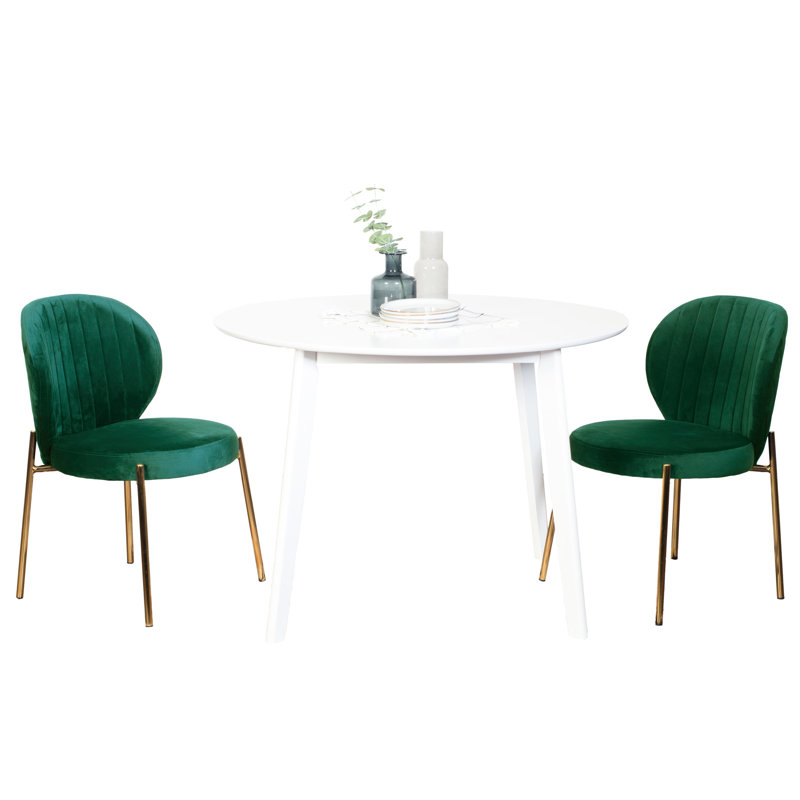 3 tables rondes blanches à petit budget avec 2 chaises en velours et structure en métal avec structure en bois d'hévéa