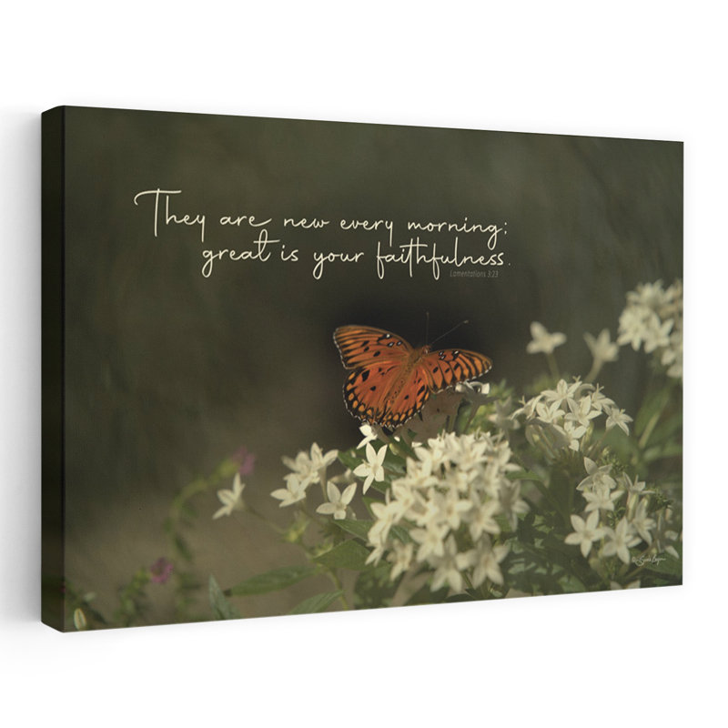 Great Is Your Faithfulness - Papillon contemporain sur fleurs blanches verset biblique, photographie d'art, H 16 po x l 24 po