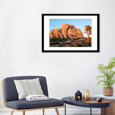 «Sunset At Joshua Tree National Park, California» par Matteo Colombo, impression sur toile tendue