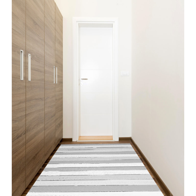 Helmer Vinyl Machine Printed Area Rug, Rectangle 2'7.5" x 9'10.1"