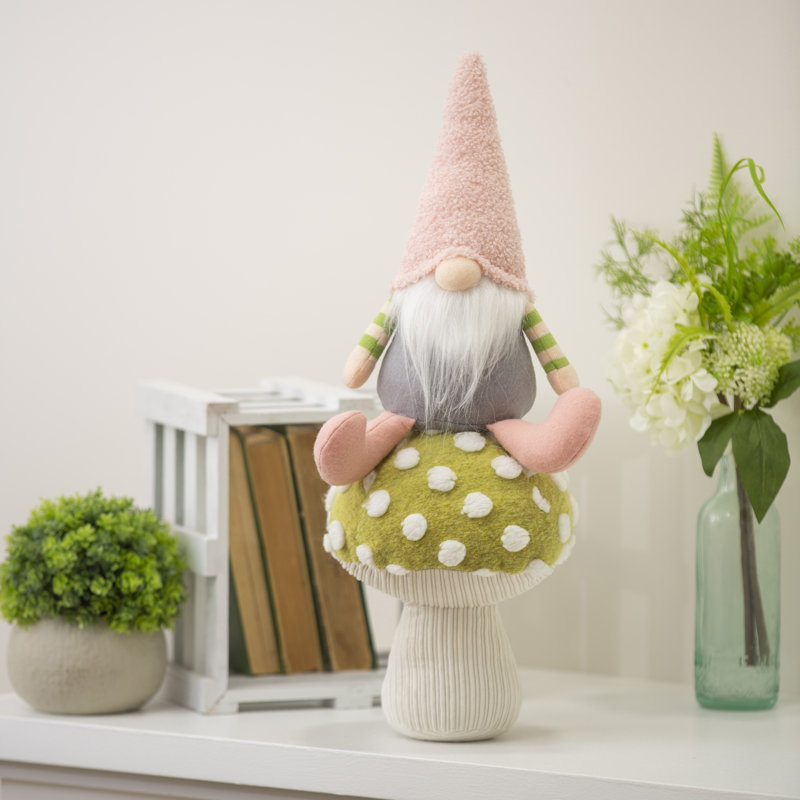 Hayzlee People Decorative Object