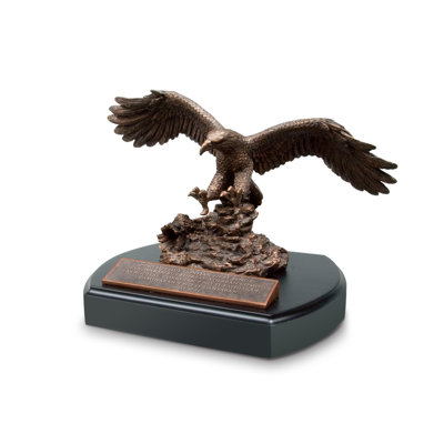 Sculpture Ibtisaam Aguila Isaias