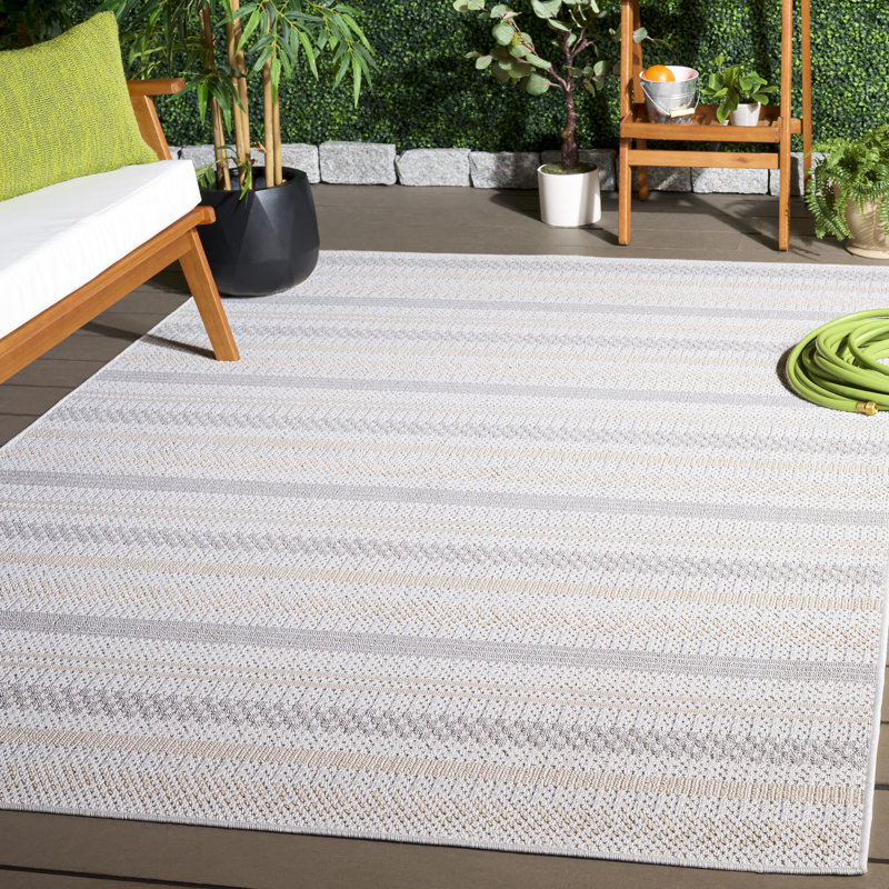 Veranda Performance Striped Indoor Rug, Rectangle 5'3" x 7'6"