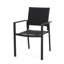 Chaise d'extérieur - Structure en aluminium noir, assise en maille, résistante aux intempéries, 58,4 cm (l) x 55,9 cm (p) x 86,3 cm (h), style moderne.