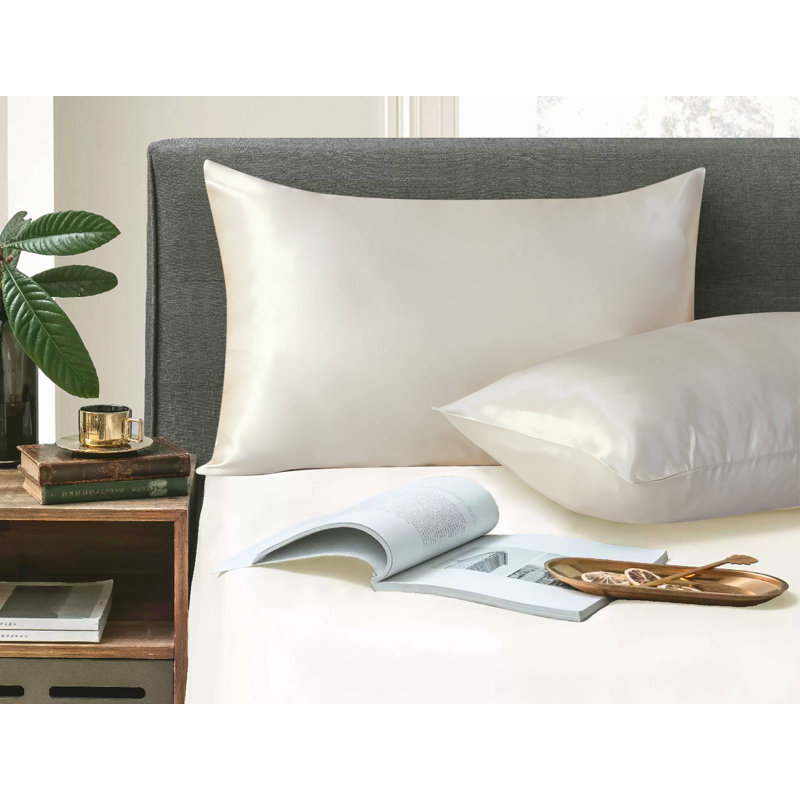 Laperle Sham, Beige
