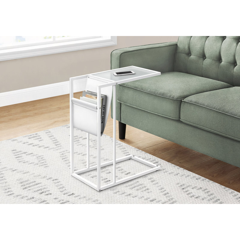 Table moderne, en forme de C, bout, côté, collation, rangement pour magazines, salon, chambre à coucher, aspect cuir blanc, métal, contemporain
