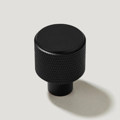 REVILL Knurled Button Knob