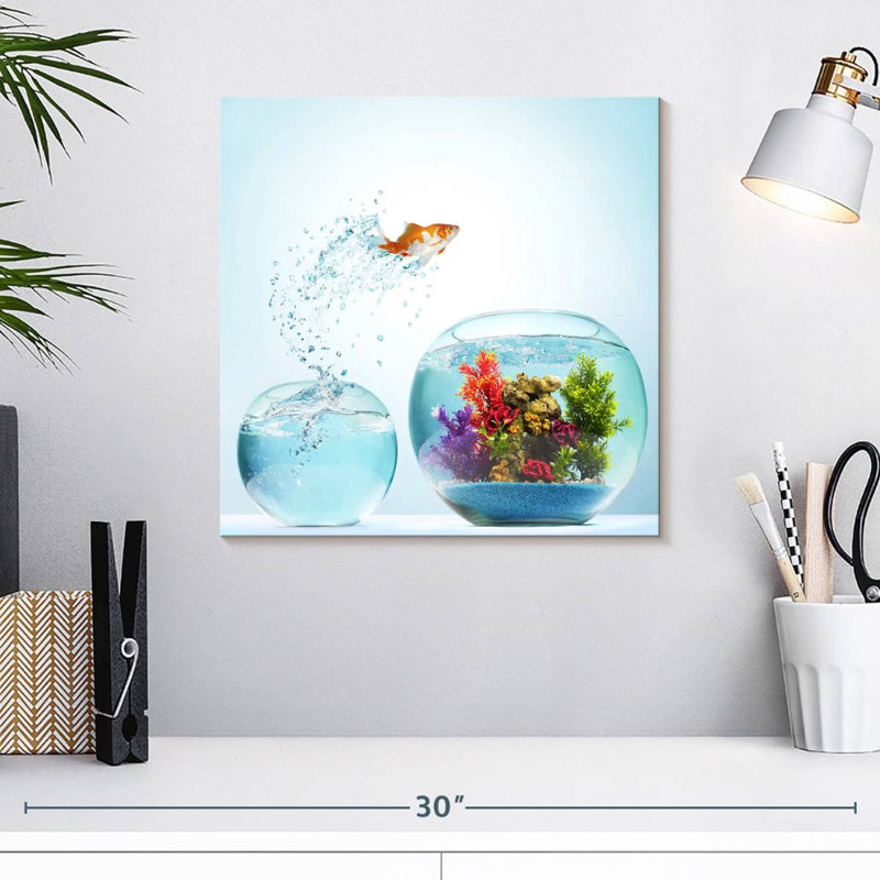 «Crowle Fish», H 16 po x l 16 po