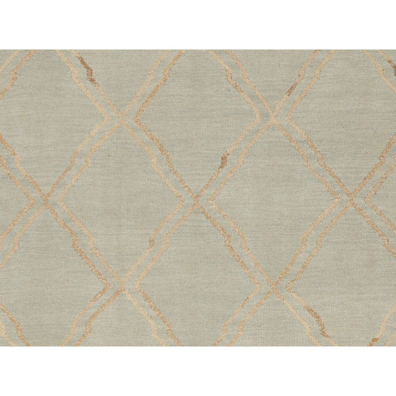 Geometric Area Rug in Gray