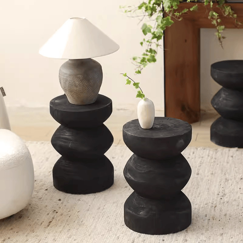 Table de bout en bois massif Joyleen, Noir