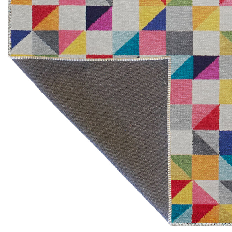 Tapis en polypropylène à motif argyle blanc Madlene, Rectangle 3 pi 3 po x 9 pi 10 po