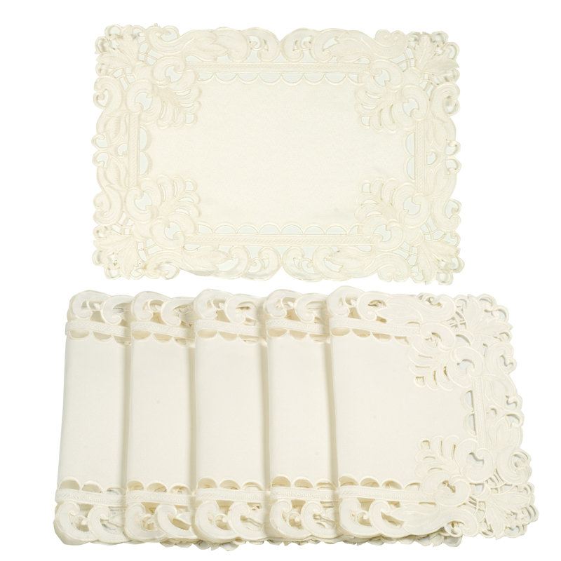 Luxurious Damarcus Collection Placemats Set with Embroidered Floral Motif for Elegant Christmas Table Decor