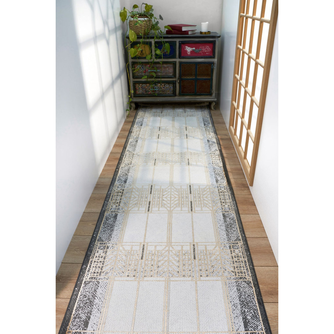 Runner Aarusan Machine Woven Area Rug