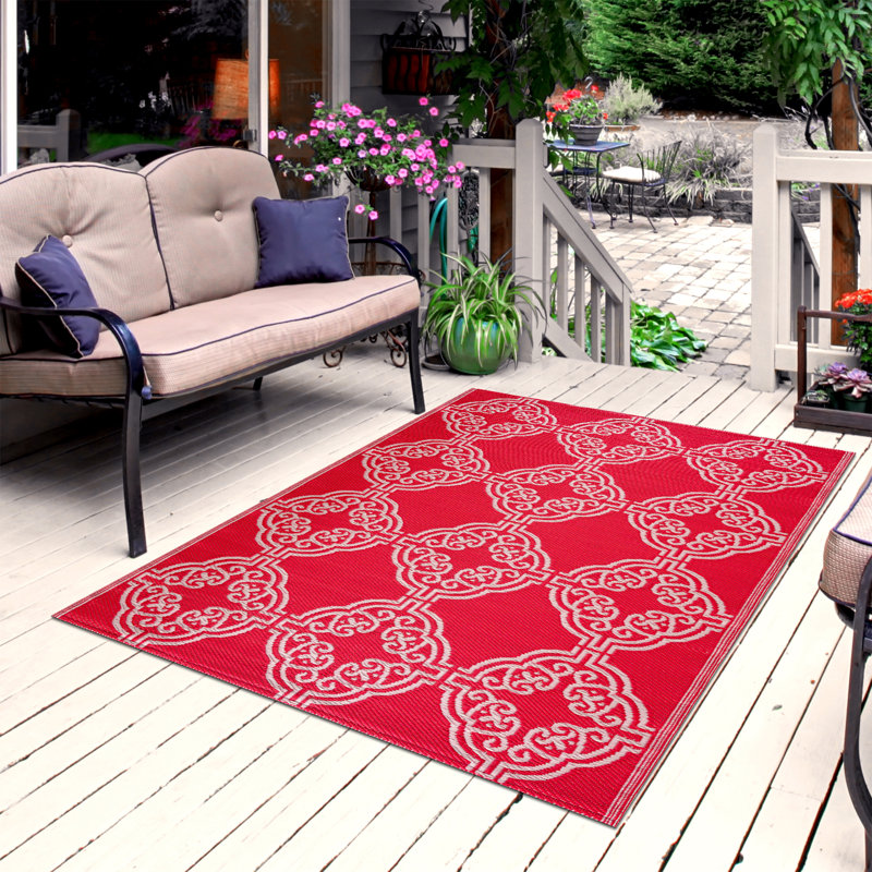 Tapis extérieur réversible 100% plastique recyclé Balazs, Rectangle 6 pi x 9 pi