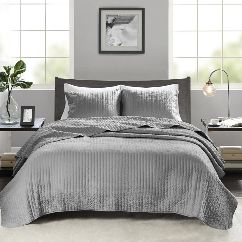 Full/queen Size Grey - 3 Pieces, Microfiber With Cotton Fill, Reversible For Seasonal , Enchanting Quilt Revelation Piece Filling, Any Weather Shift, Attractive Exhibition