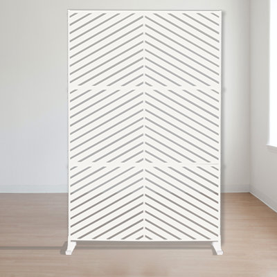 Kozyard Metal Privacy Screen 74" H X 47.2" W Decorative Outdoor Divider (White/Chevron)