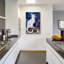 Art mural en verre Lark Manor «Le Chat Blanc» par Artpoptart-364813735
