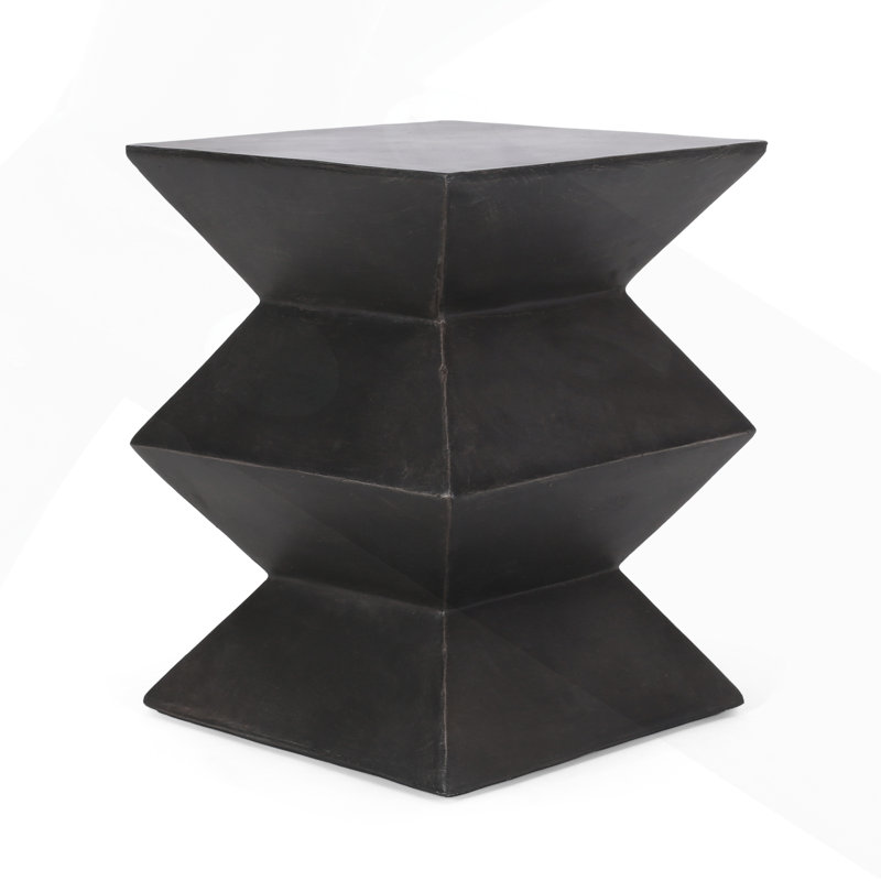 Table d'appoint d'extérieur en béton léger avec design géométrique, durable et portable pour les espaces de vie modernes